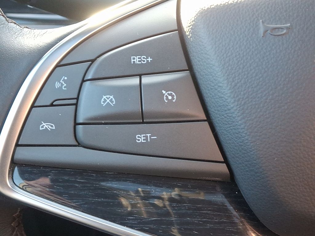 Thumbnail: 2024 Cadillac XT5 - 22