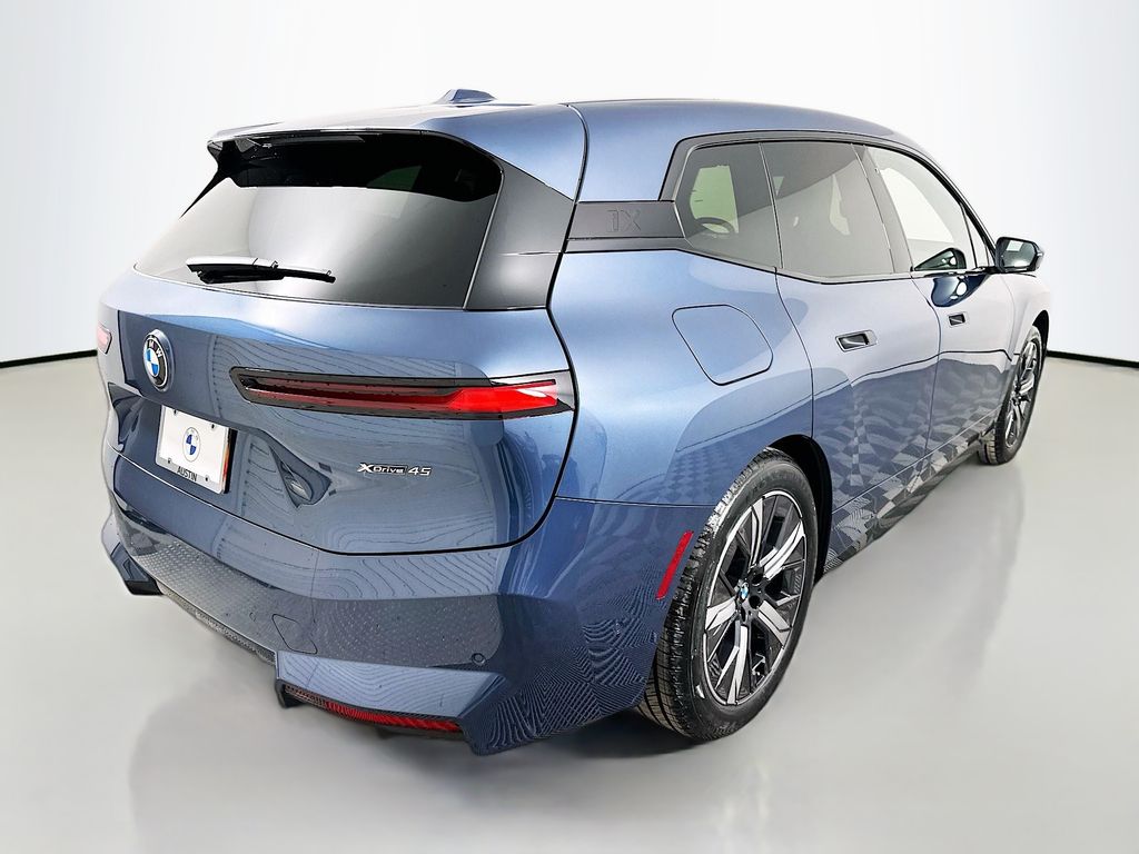 Thumbnail: 2026 BMW iX - 5