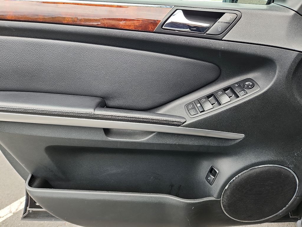 Thumbnail: 2007 Mercedes-Benz GL-Class - 13