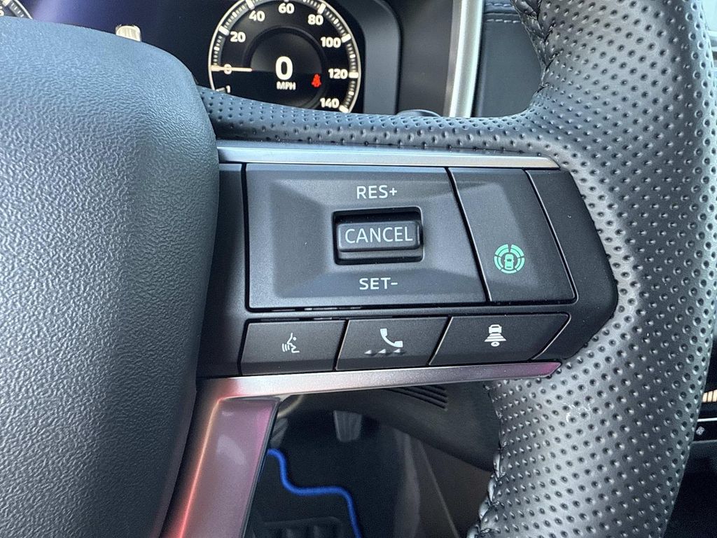 2025 Mitsubishi Outlander Plug-in Hybrid SE - Photo 33