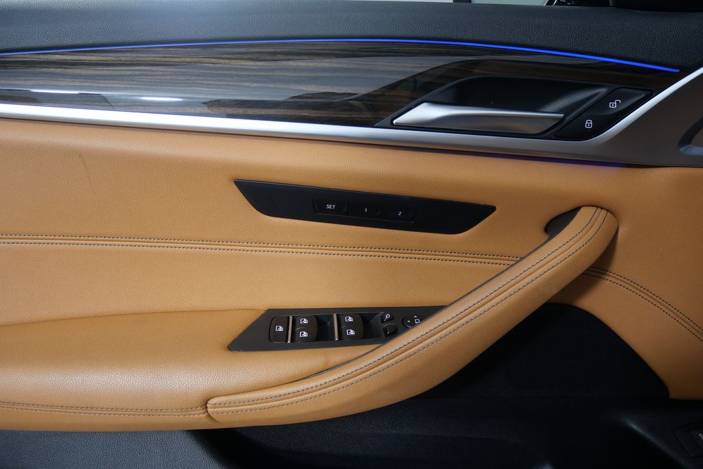 2022 BMW 5 Series 530i xDrive 8