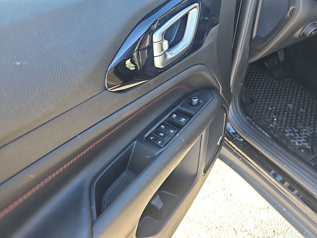 2026 Jeep Compass Trailhawk - Photo 10