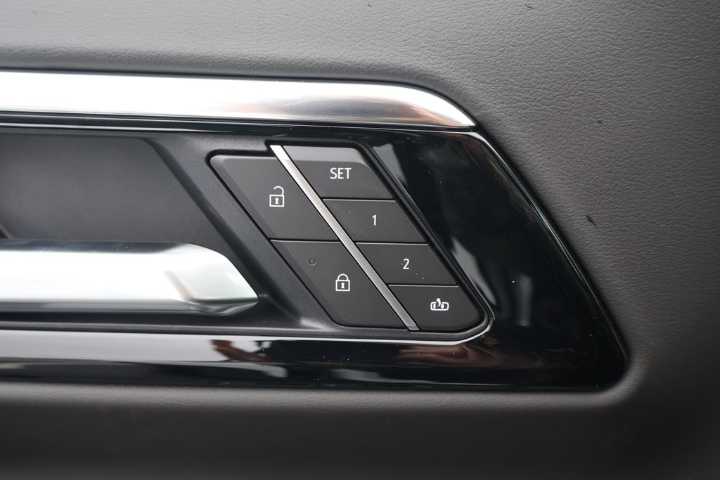 Thumbnail: 2026 Chevrolet Suburban - 22