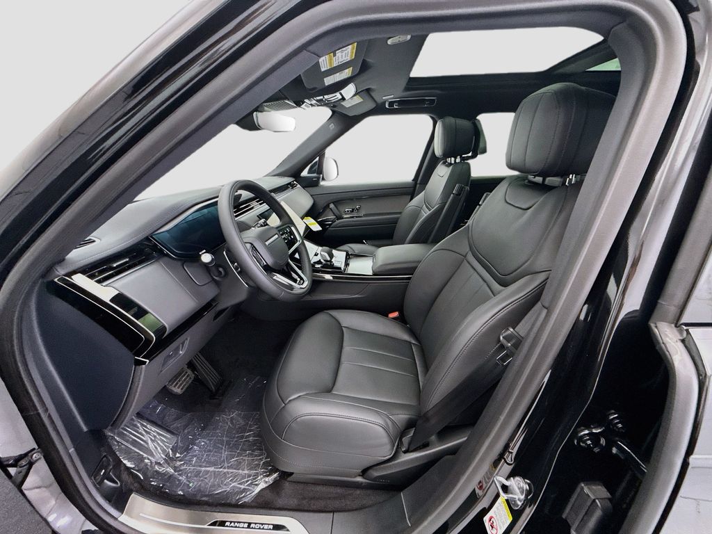 New 2026 Black Land Rover SE image 18
