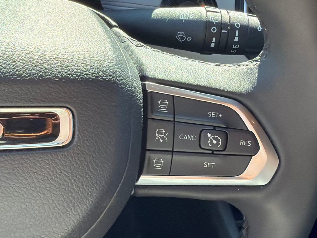 Used 2025 Blue Jeep Limited image 25