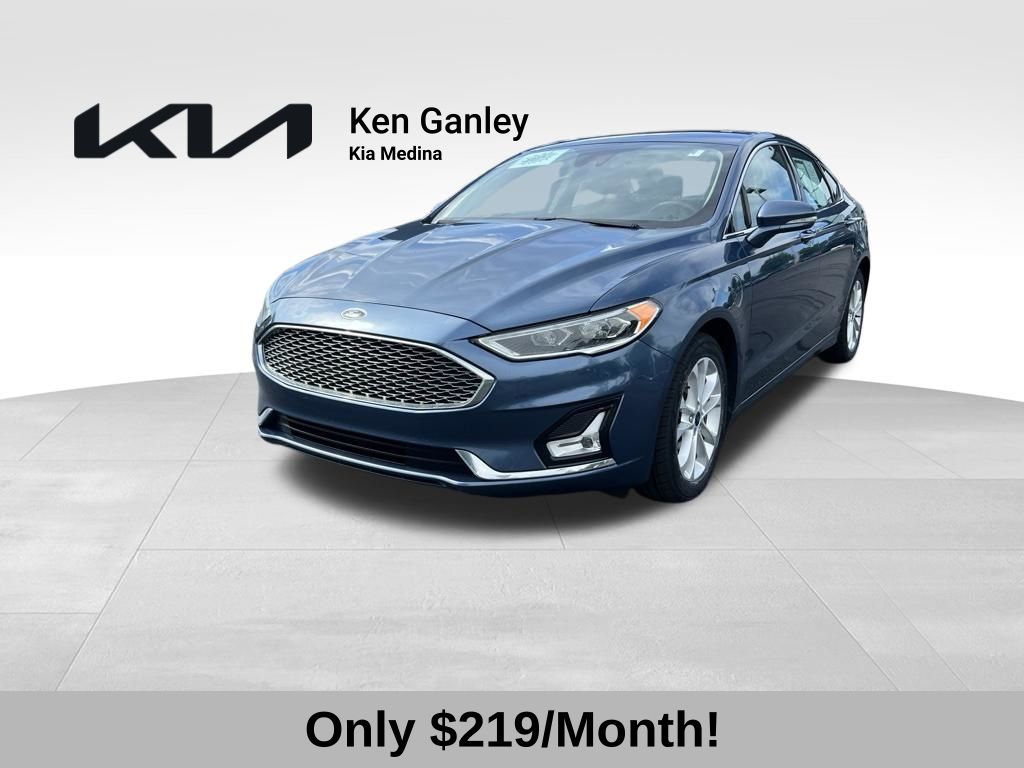  2019 Ford Fusion Energi Titanium FWD   