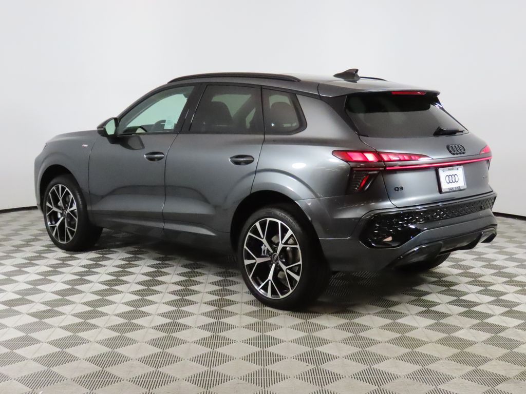Thumbnail: 2026 Audi Q3 - 3