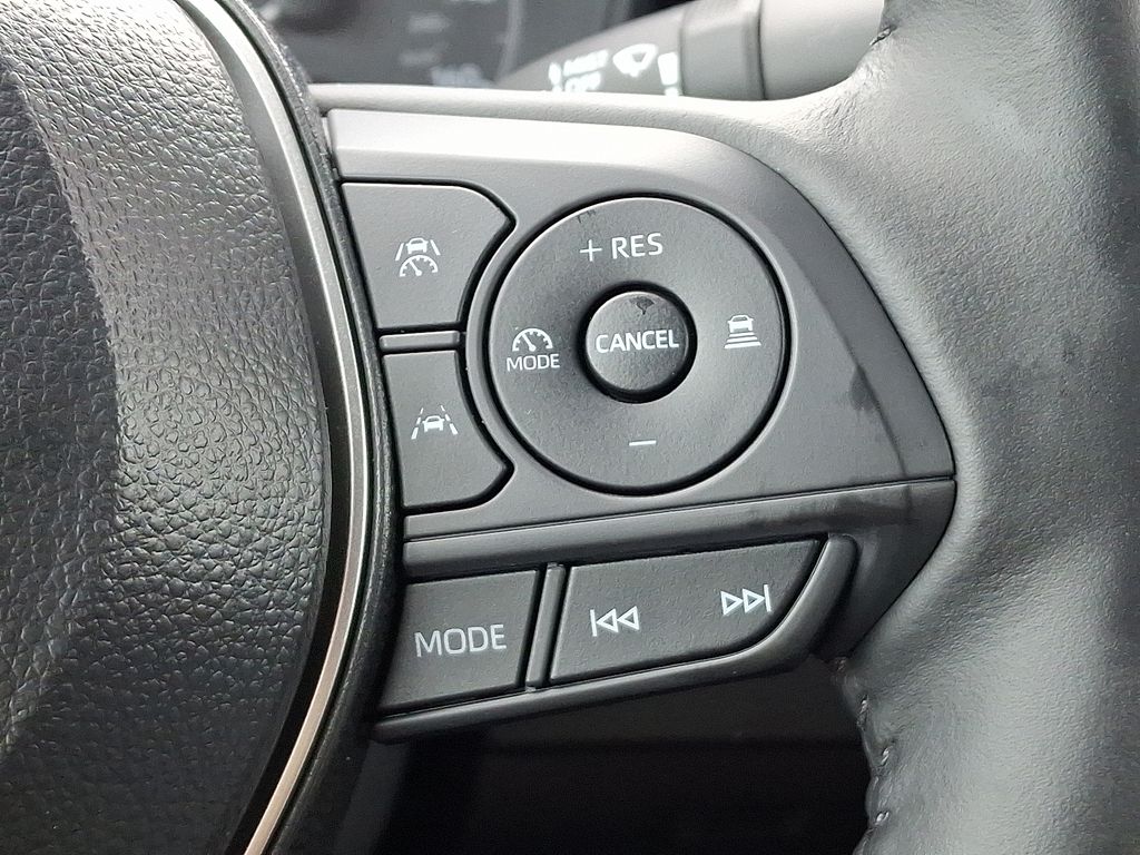 Thumbnail: 2025 Toyota Corolla - 22