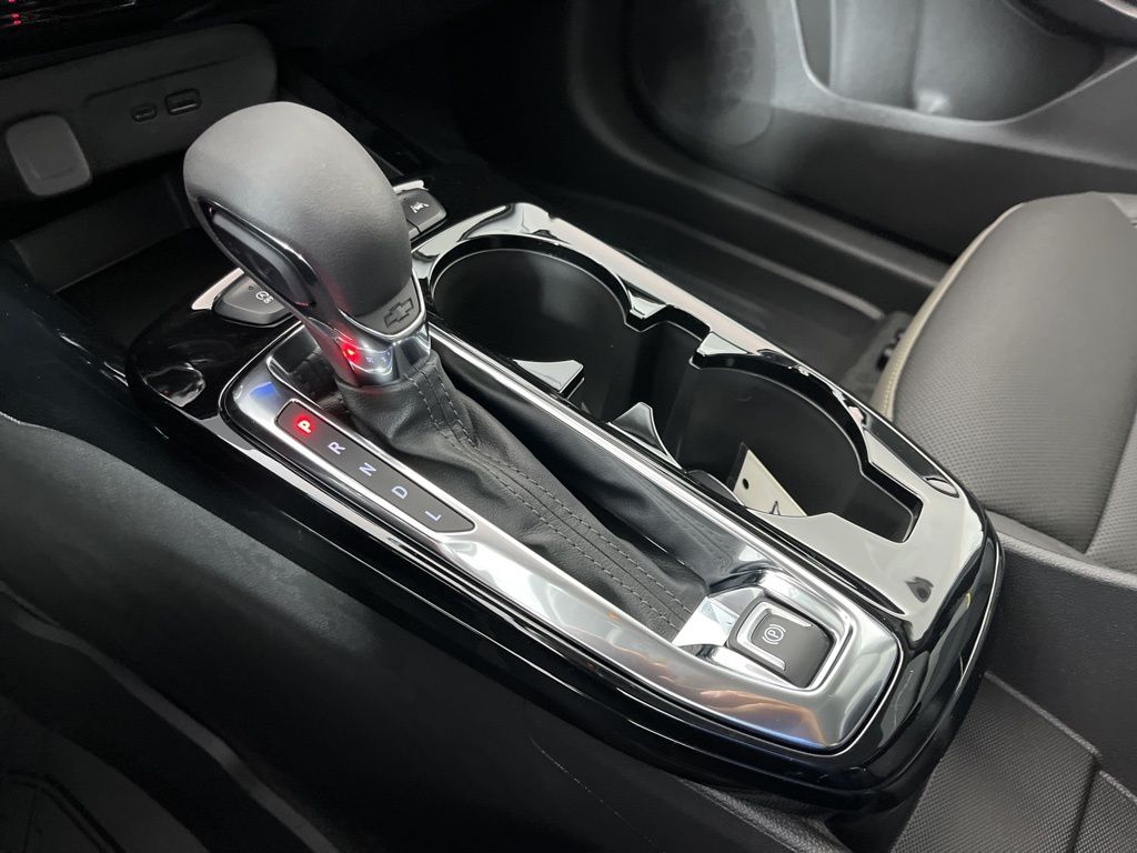 Thumbnail: 2026 Chevrolet Trax - 31