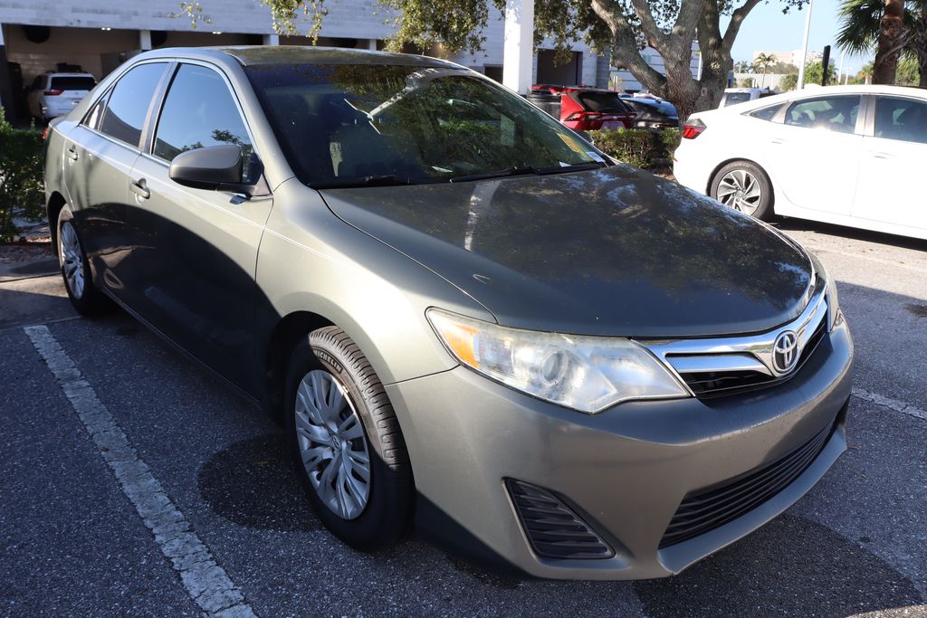 2013 Toyota Camry LE 6