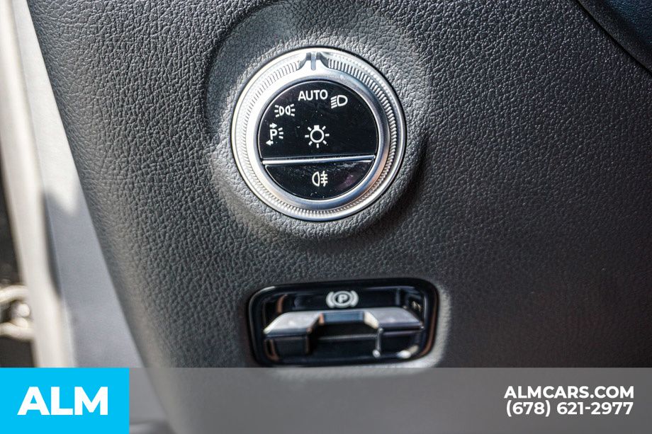 Used 2024 Black Mercedes-Benz C 300 image 44
