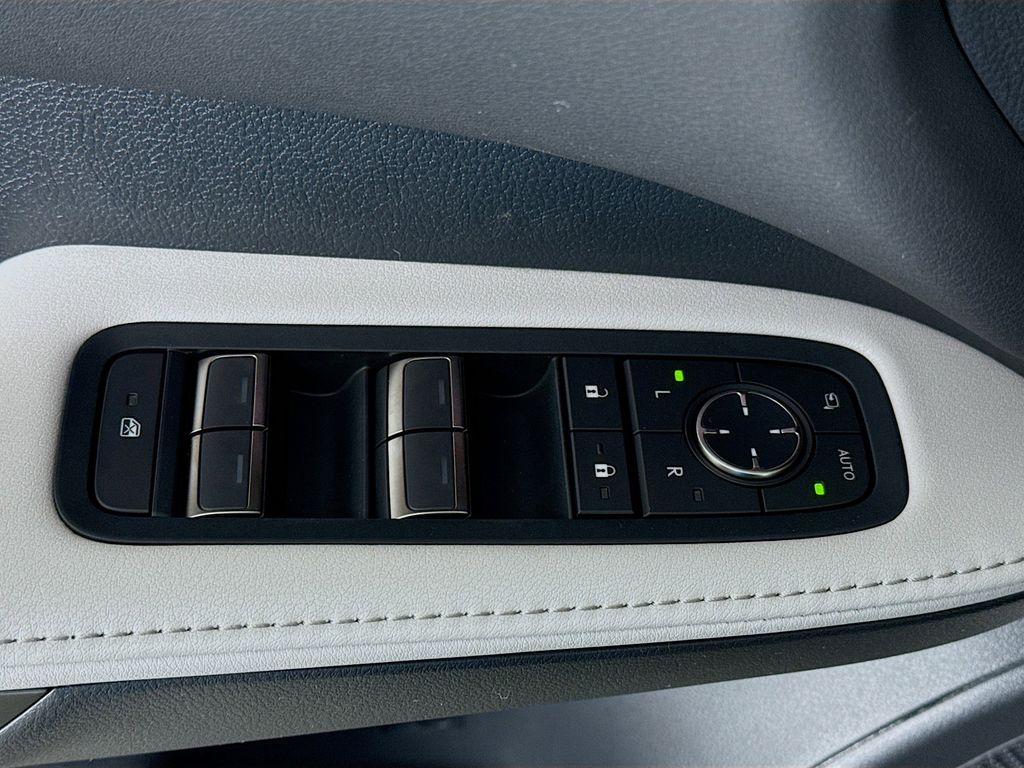 Thumbnail: 2026 Lexus RX - 20