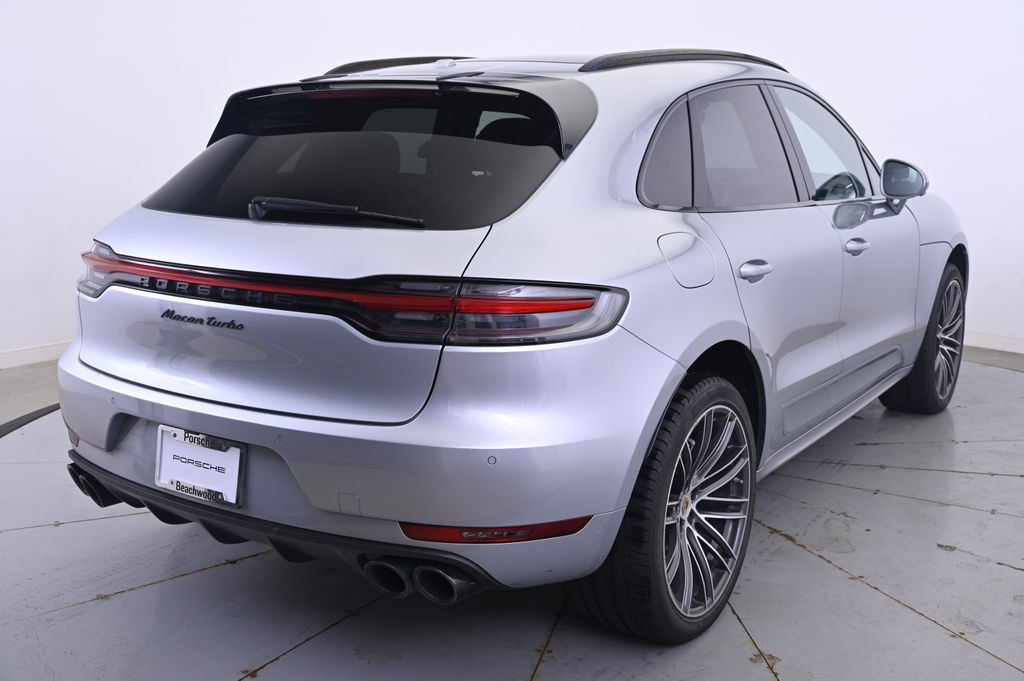 Thumbnail: 2021 Porsche Macan - 7