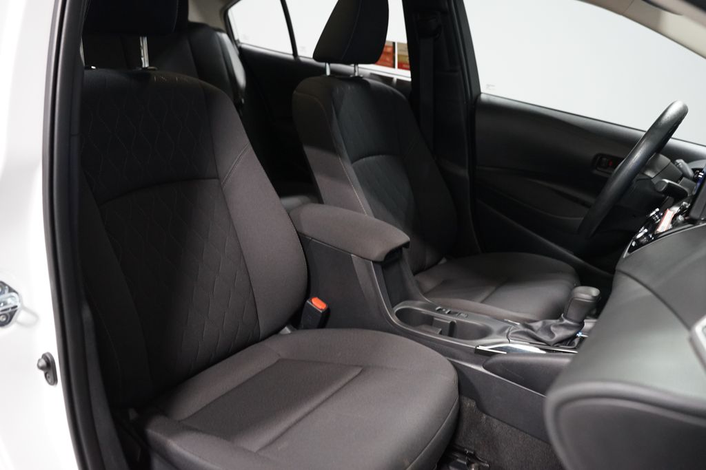 Thumbnail: 2025 Toyota Corolla - 25