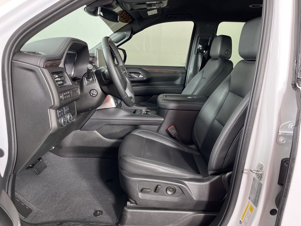 Thumbnail: 2024 Chevrolet Suburban - 25