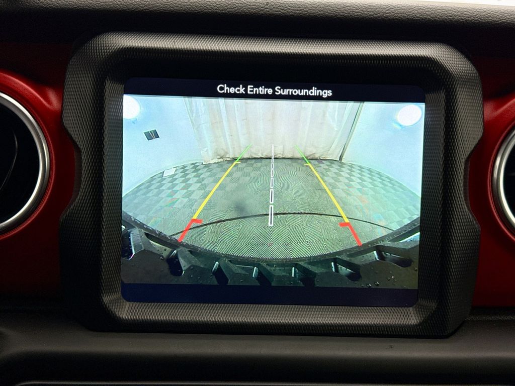 Thumbnail: 2018 Jeep Wrangler - 18