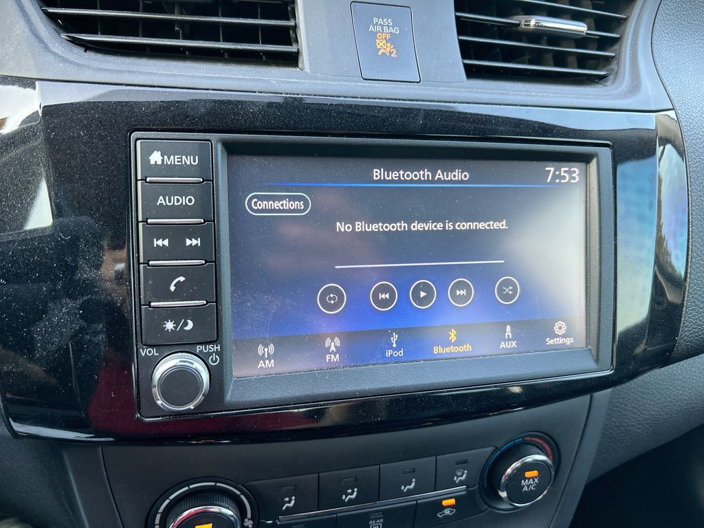 Thumbnail: 2019 Nissan Sentra - 21