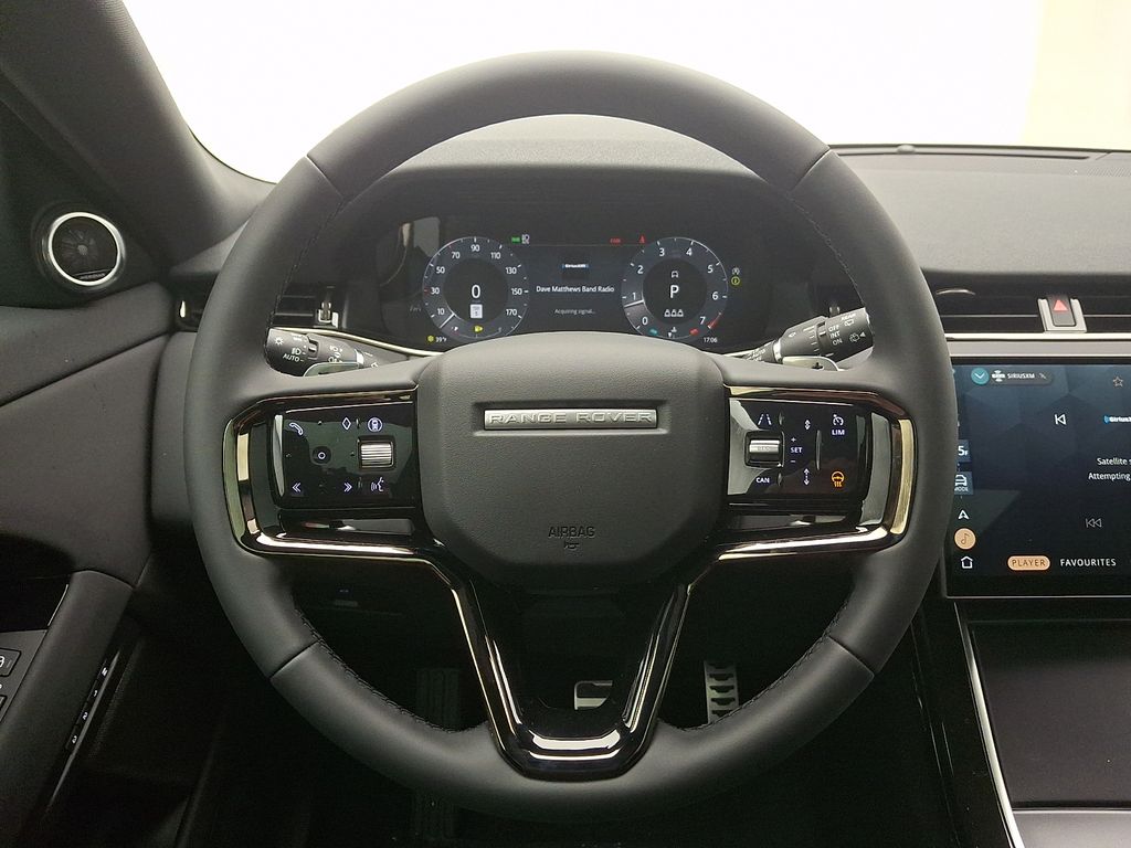 Thumbnail: 2026 Land Rover Range Rover Evoque - 17