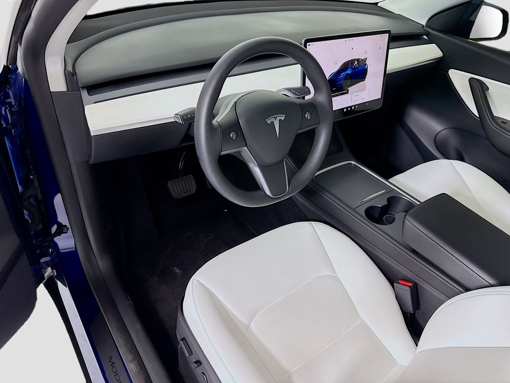 Thumbnail: 2022 Tesla Model Y - 9