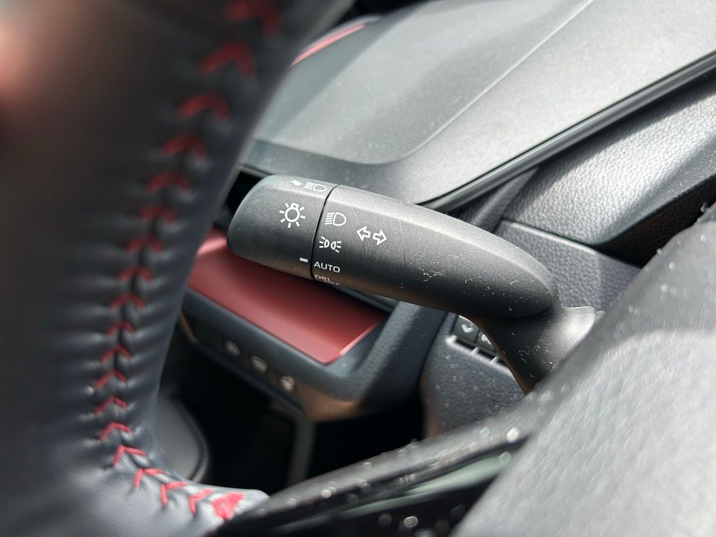 Thumbnail: 2024 Toyota Prius Prime - 23