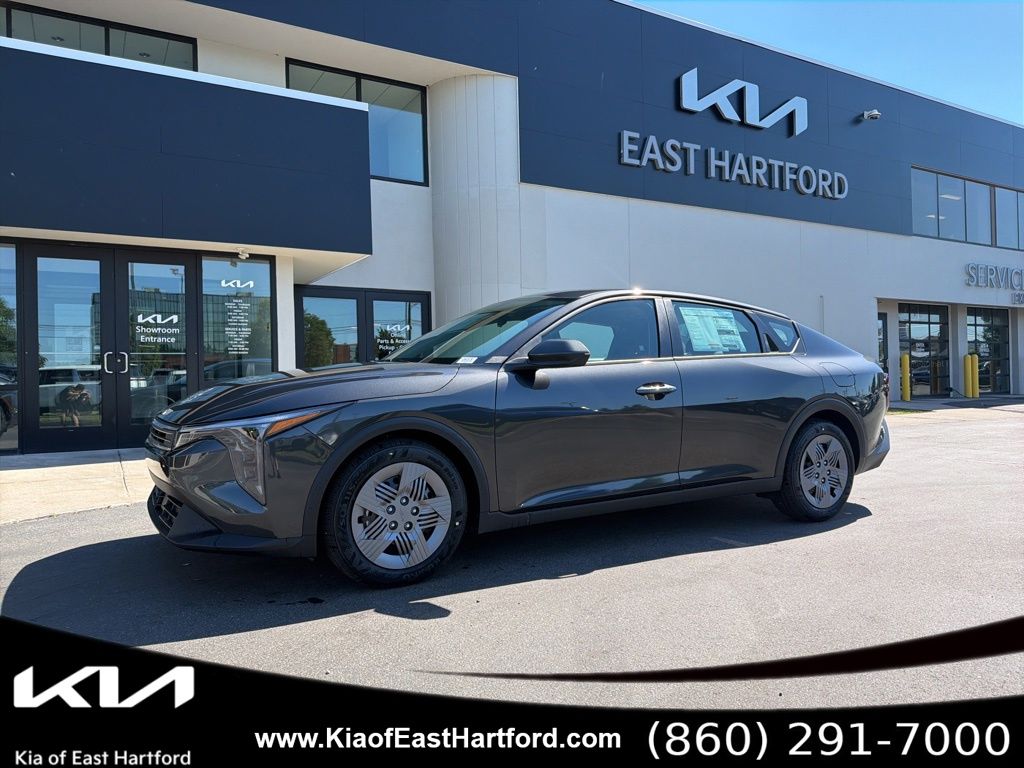 2026 Kia K4 LX AT's photo