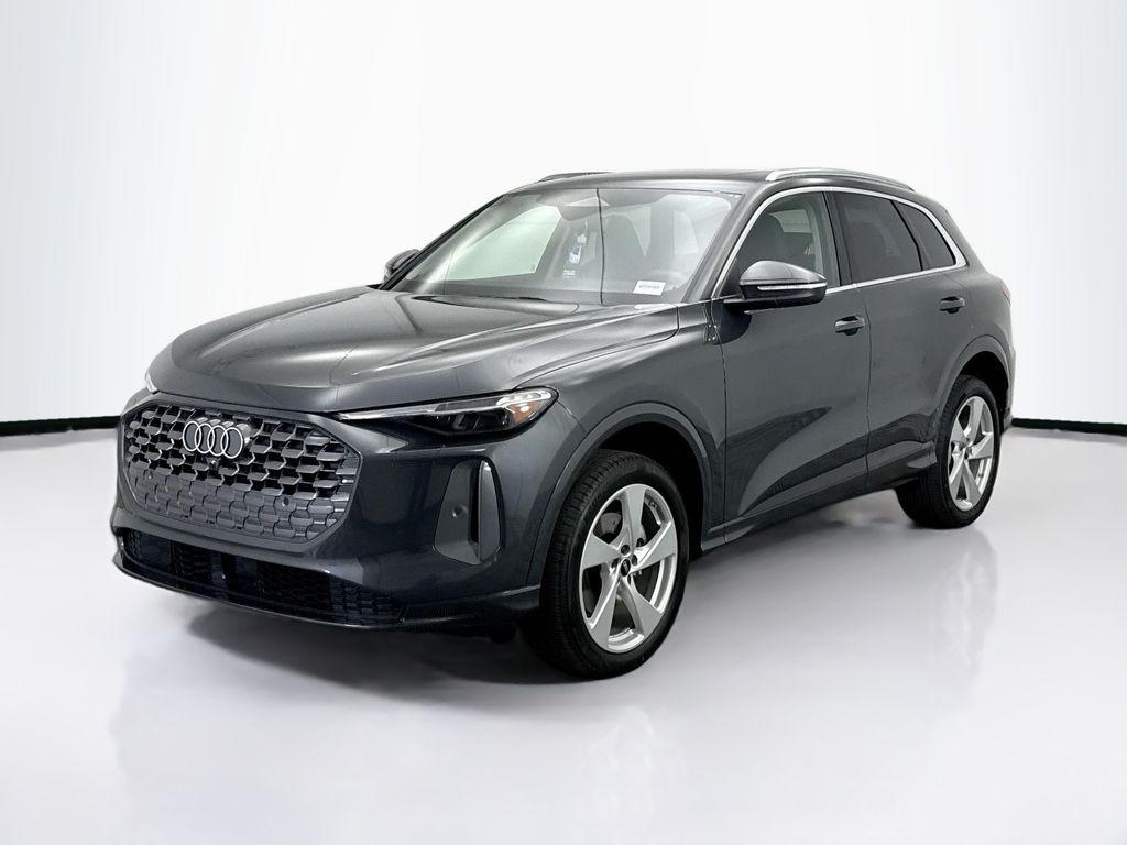 Thumbnail: 2025 Audi Q5 - 1