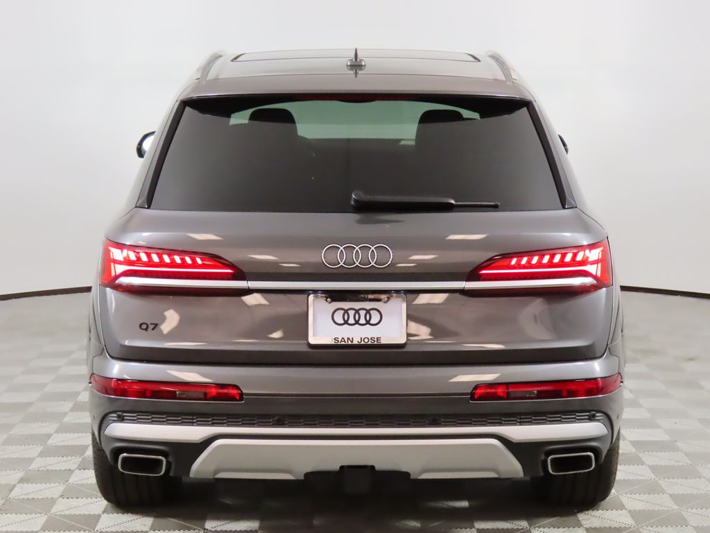 2025 Audi Q7  4