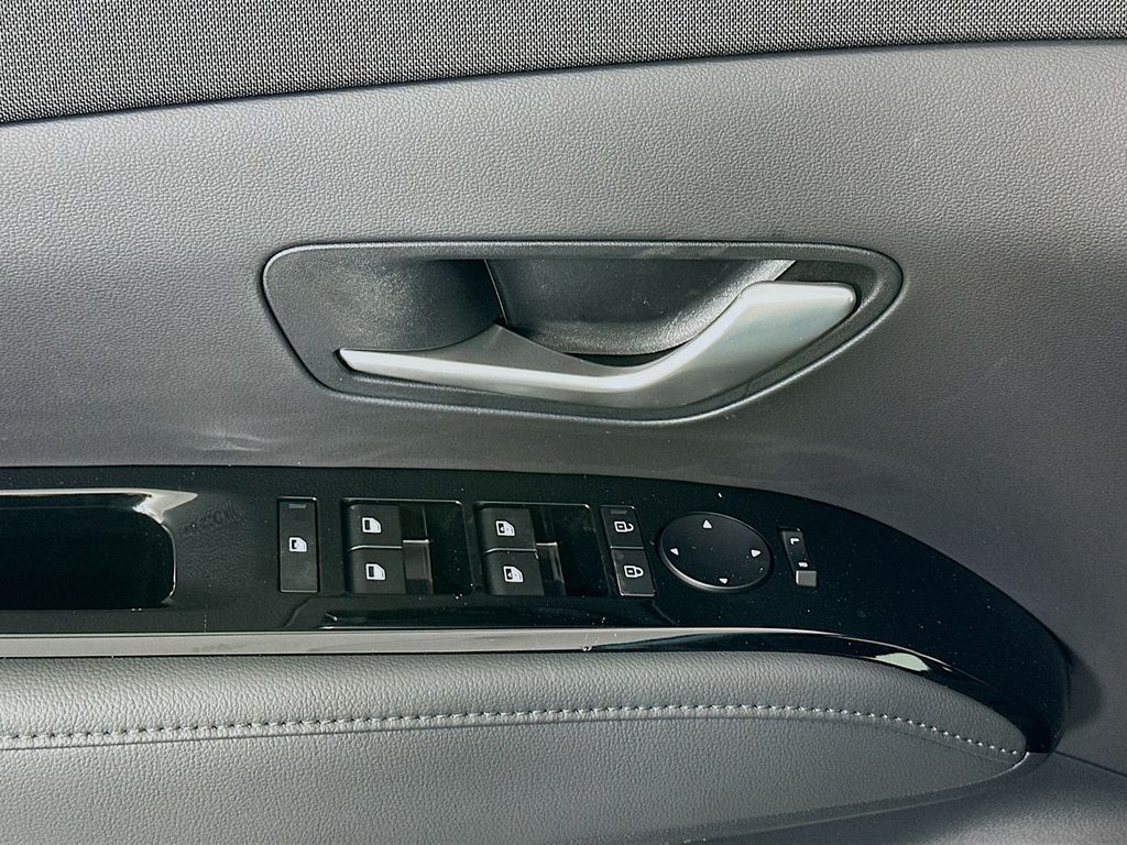 Thumbnail: 2026 Hyundai Santa Cruz - 20