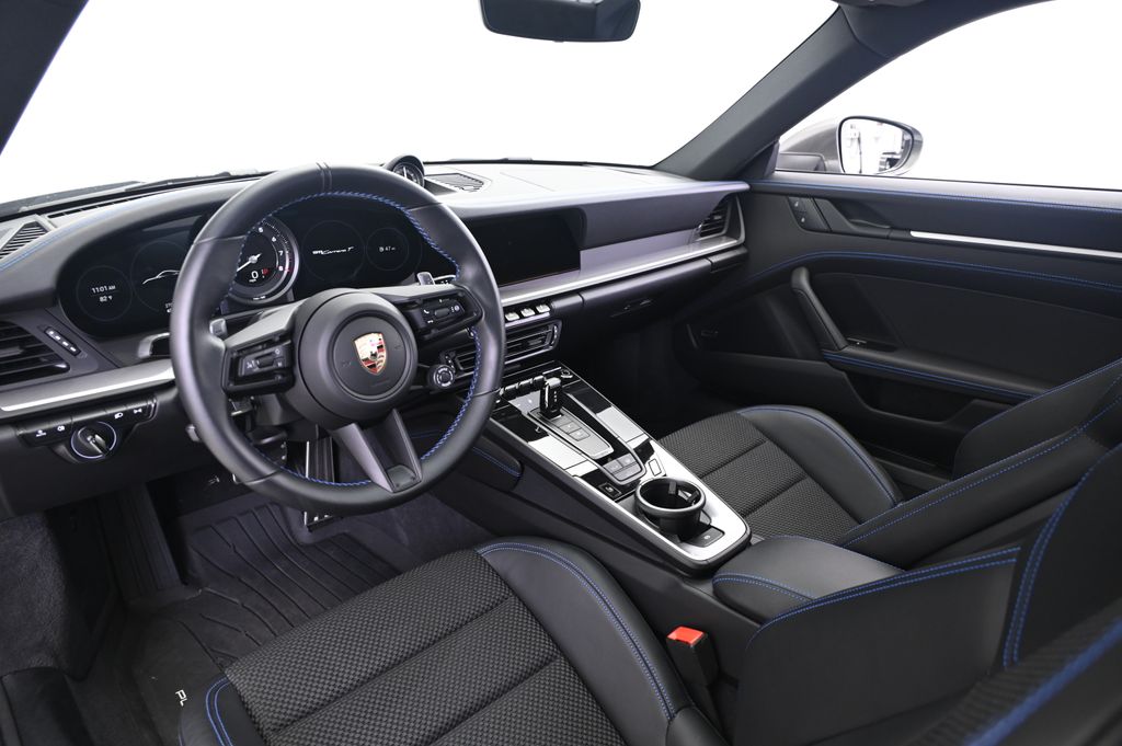 Thumbnail: 2024 Porsche 911 - 24