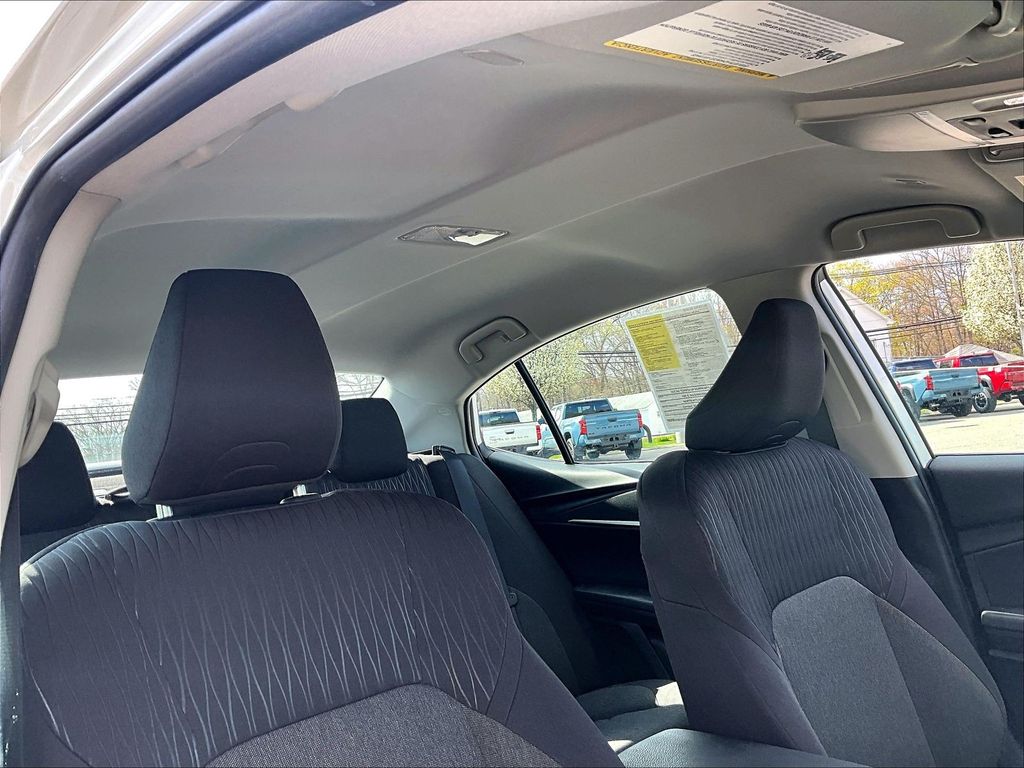 2025 Toyota Camry — photo 22