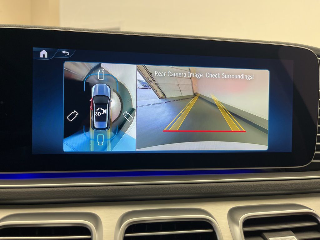 Thumbnail: 2026 Mercedes-Benz GLE - 19