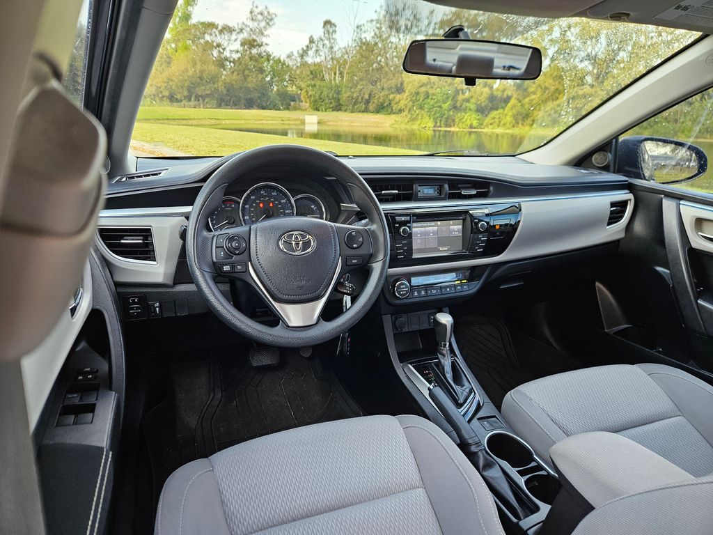 2014 Toyota Corolla S 12