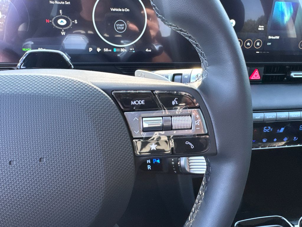 2025 Hyundai Ioniq 5 SE Standard Range photo 16