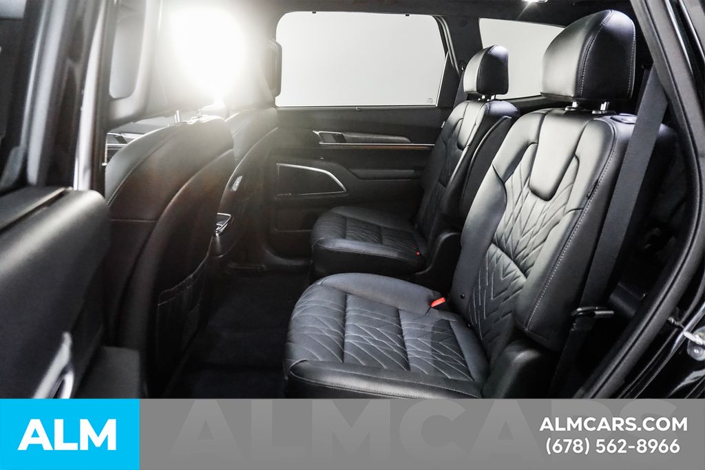 Used 2025 Black Kia SX-Prestige X-Line image 17