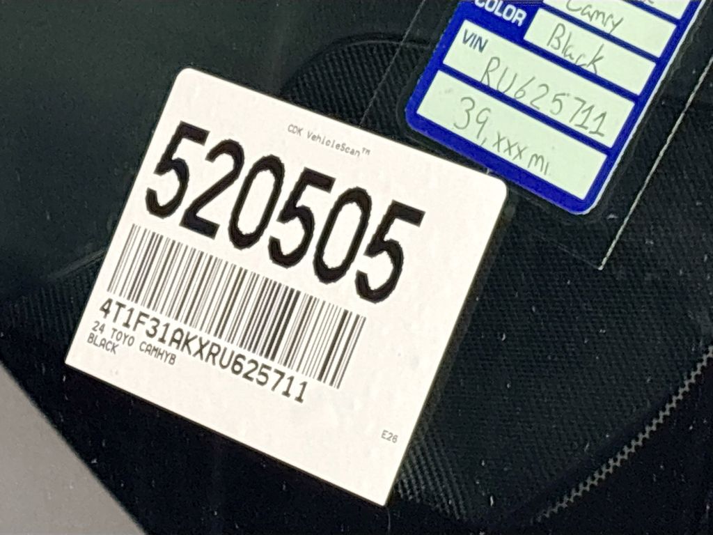 2024 Toyota Camry Hybrid XLE