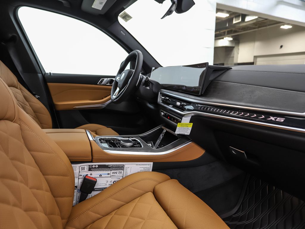 Thumbnail: 2026 BMW X5 - 28