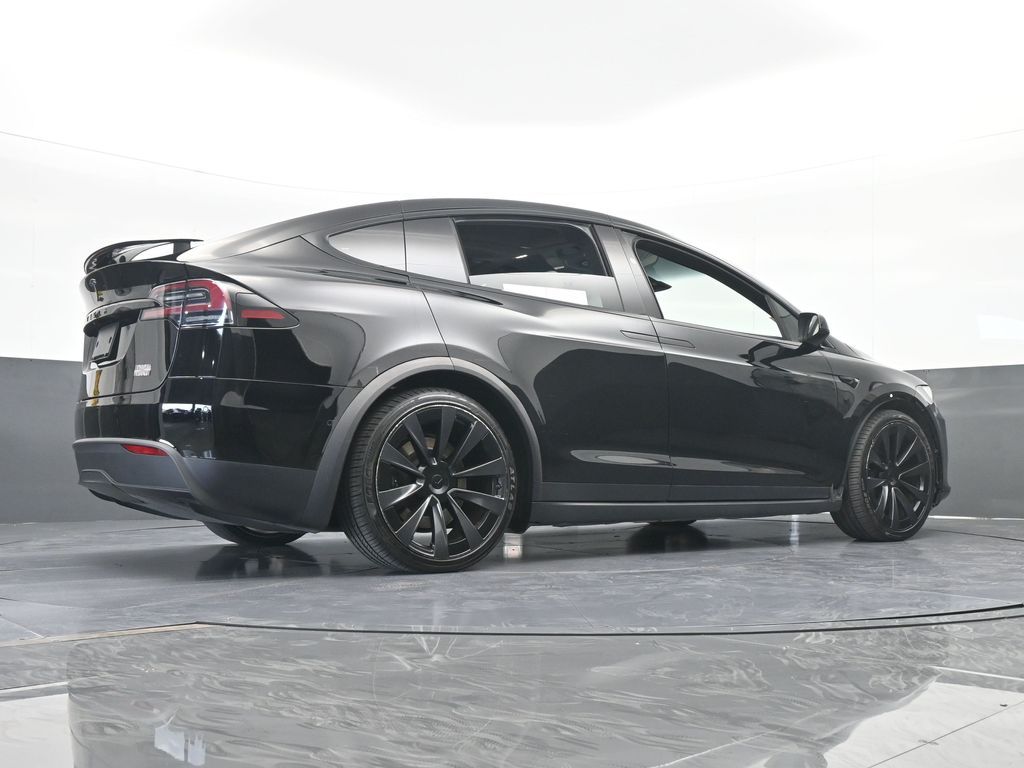 Used 2022 Black Tesla Plaid image 56