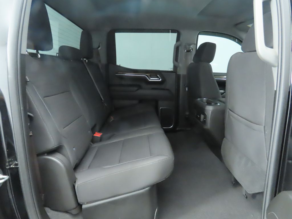 2024 Chevrolet Silverado 1500 RST 22