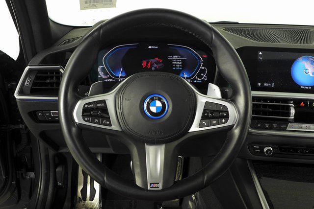 2022 BMW 3 Series 330e iPerformance 27