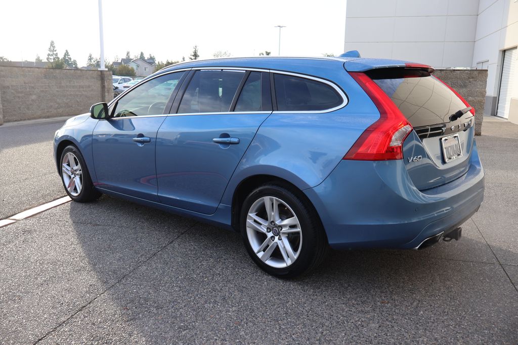 2015 Volvo V60 T5 7