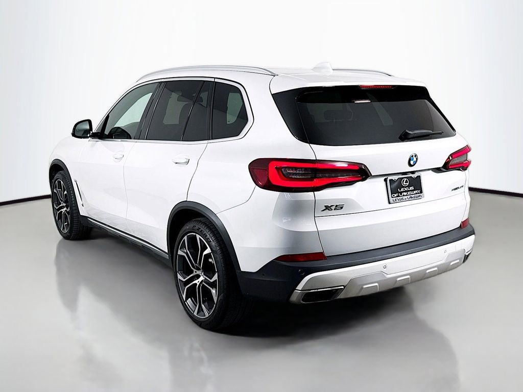 Thumbnail: 2021 BMW X5 - 7