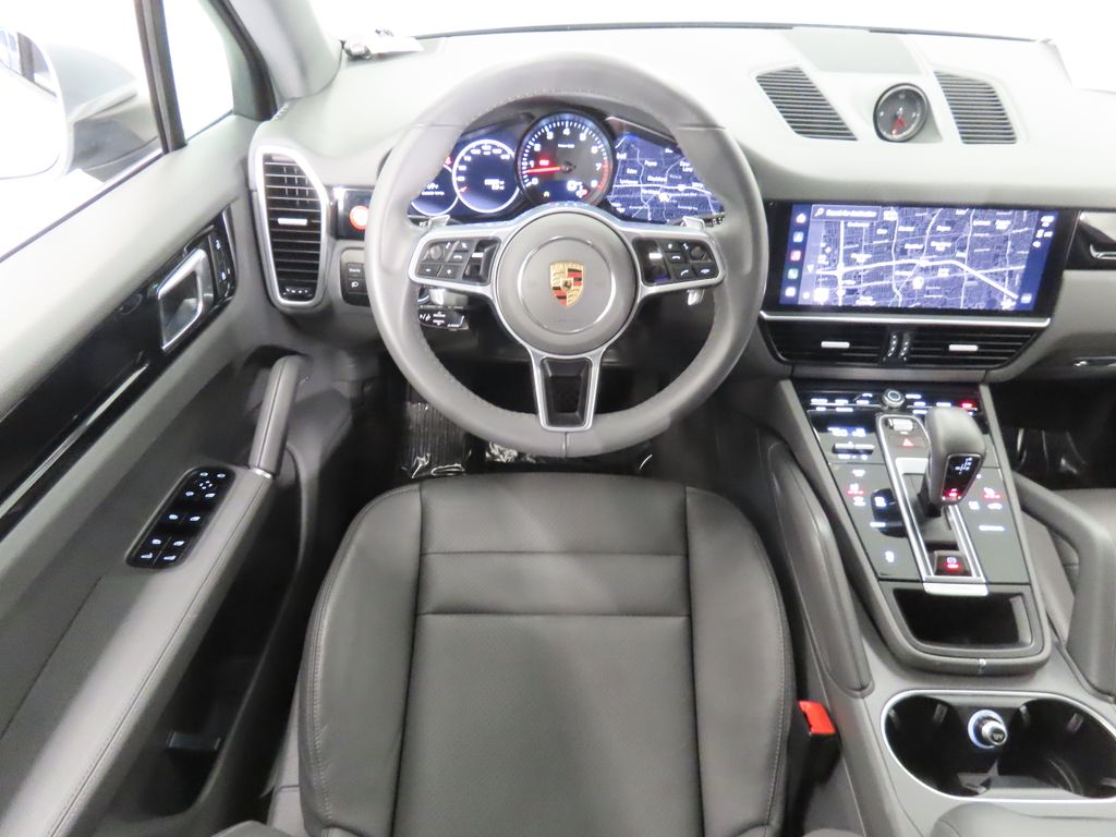 Thumbnail: 2023 Porsche Cayenne - 15