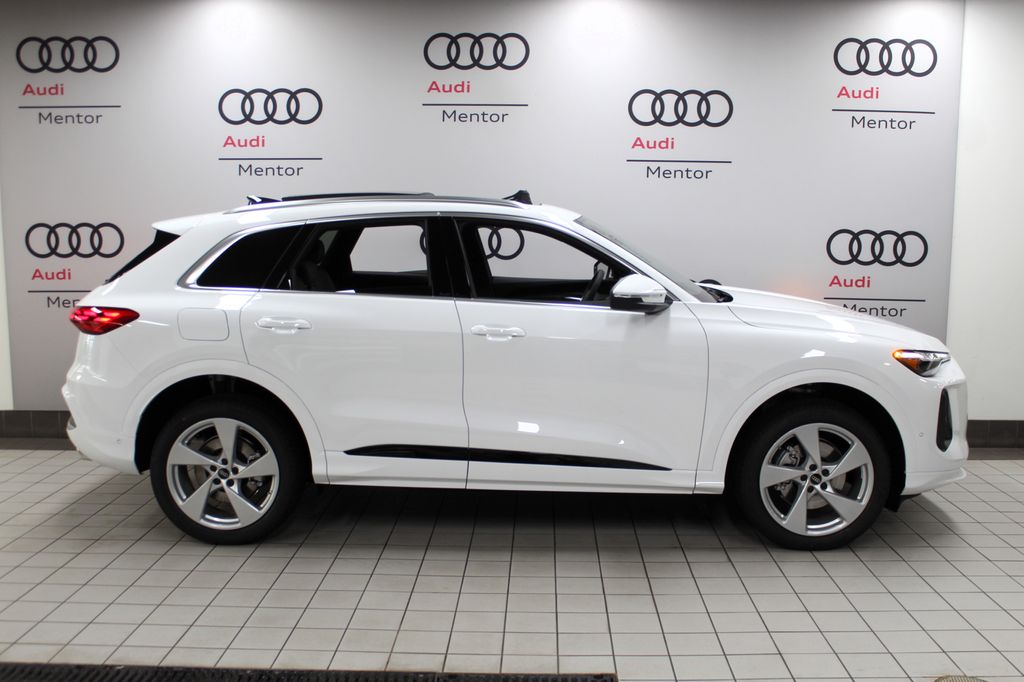 2025 Audi Q5  7