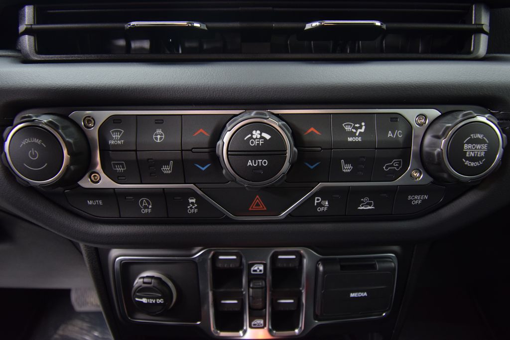 new 2026 Jeep Wrangler car, priced at $50,427