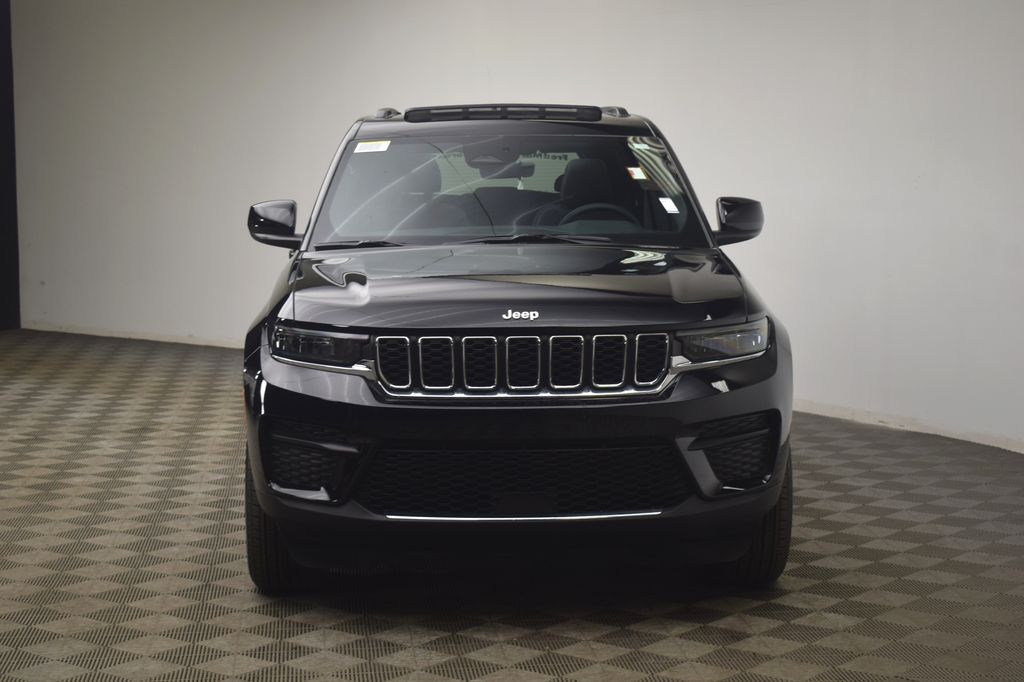new 2026 Jeep Grand Cherokee car, priced at $37,883