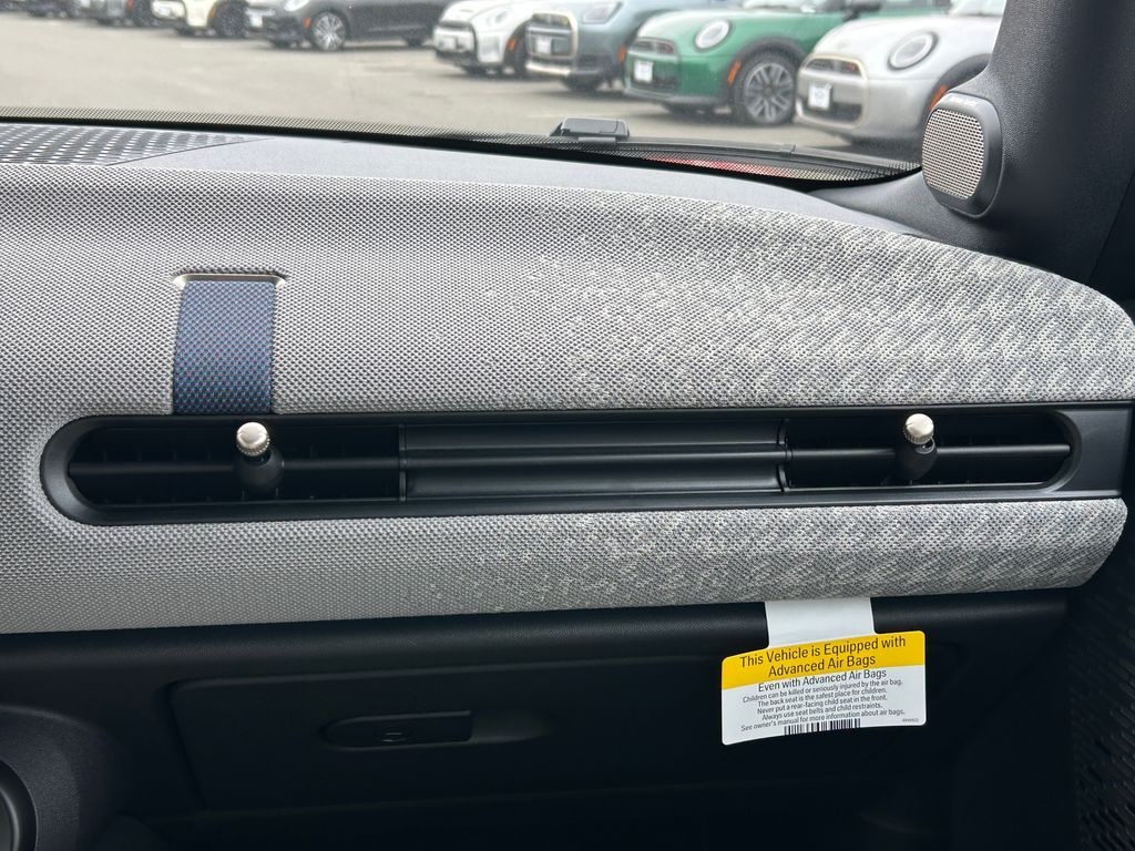 Thumbnail: 2026 MINI Cooper - 24