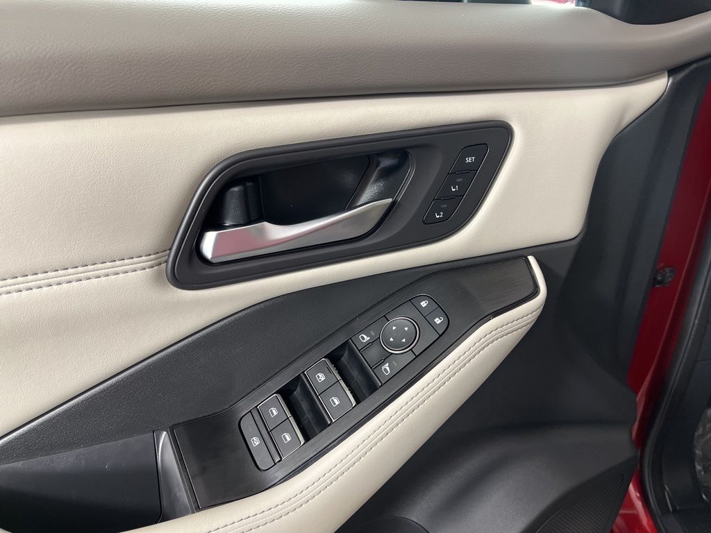 Thumbnail: 2023 Nissan Rogue - 23