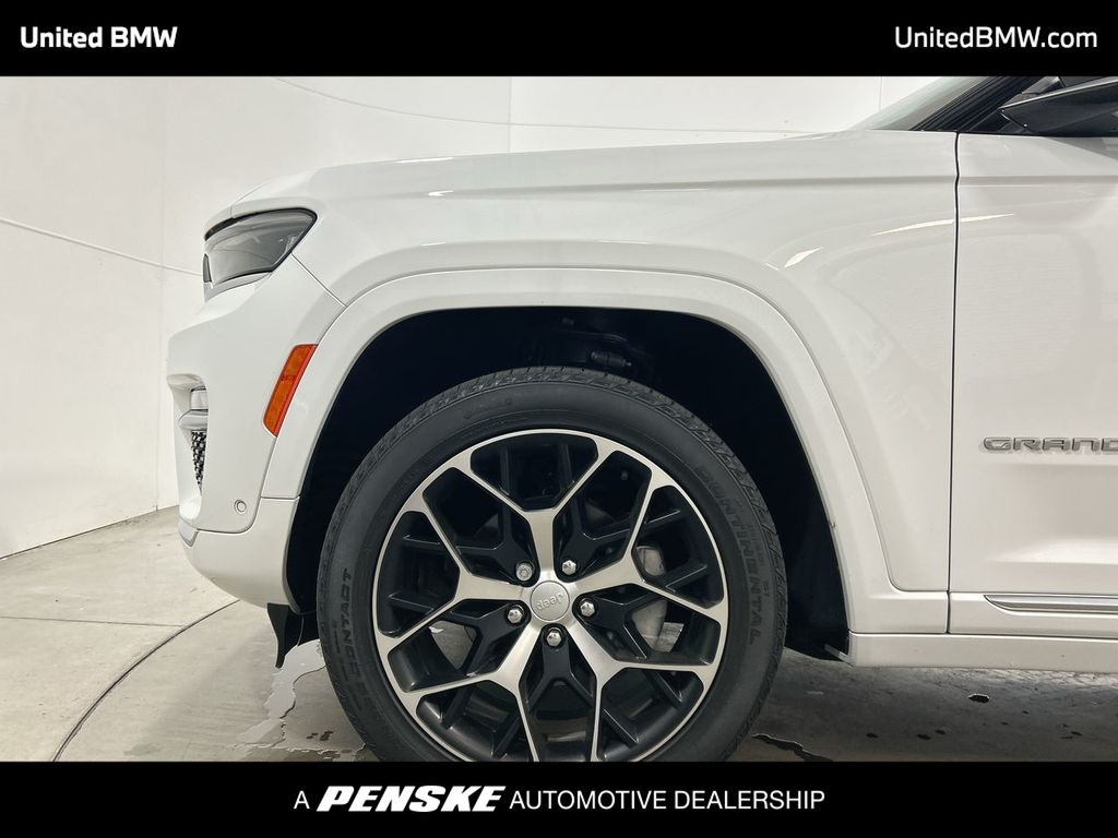 Thumbnail: 2023 Jeep Grand Cherokee - 10