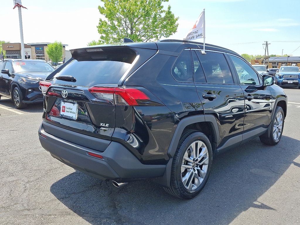 Thumbnail: 2024 Toyota RAV4 - 6