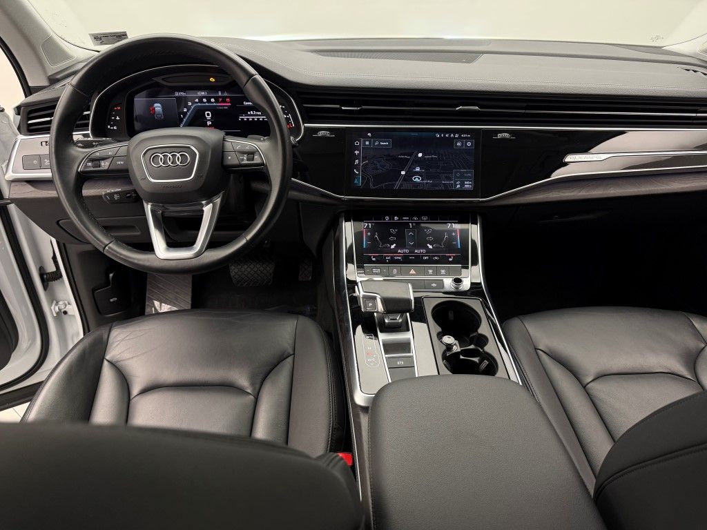 Thumbnail: 2023 Audi Q7 - 31